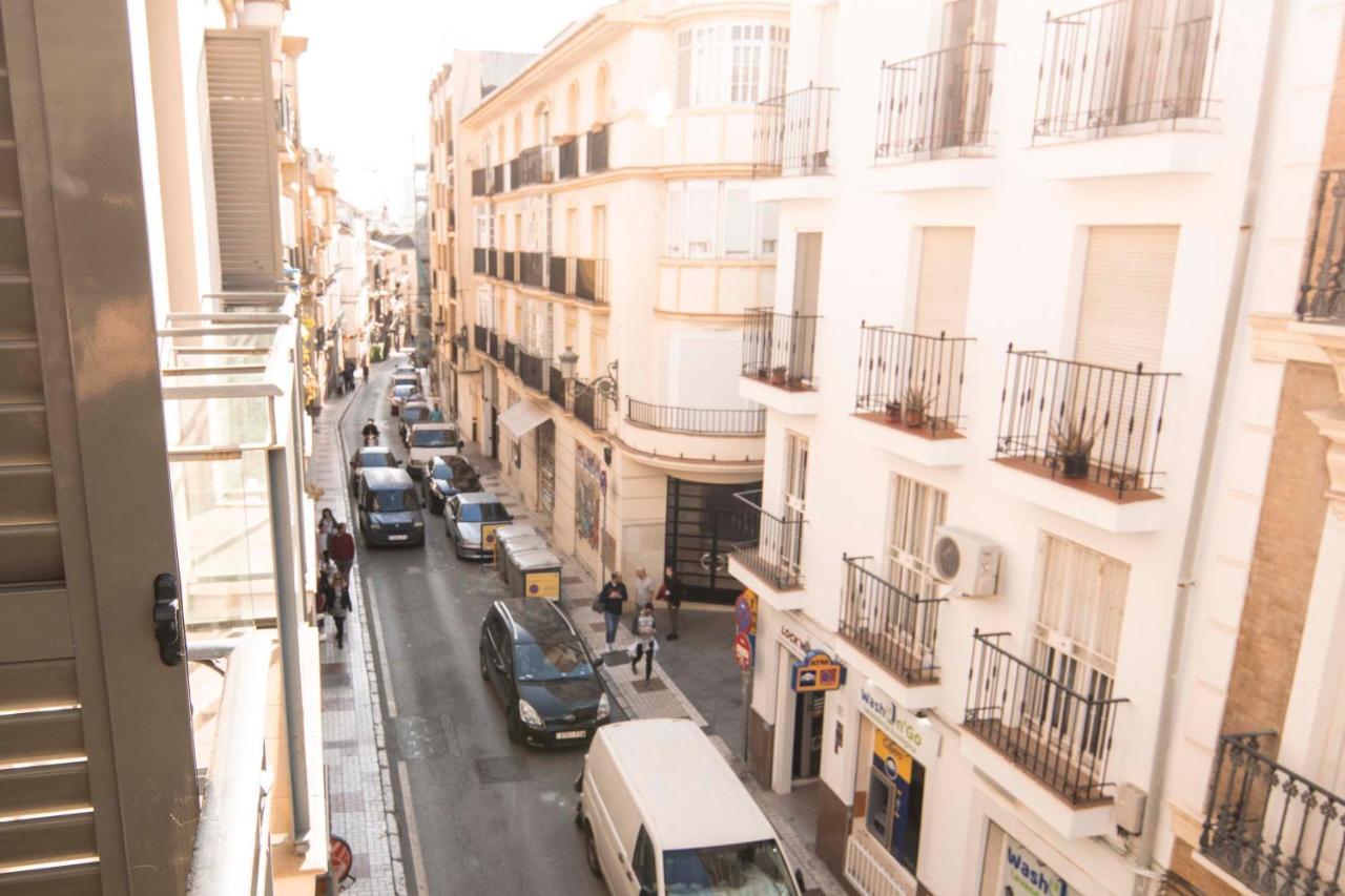 P&P Apartaments Pena Malaga Exterior photo