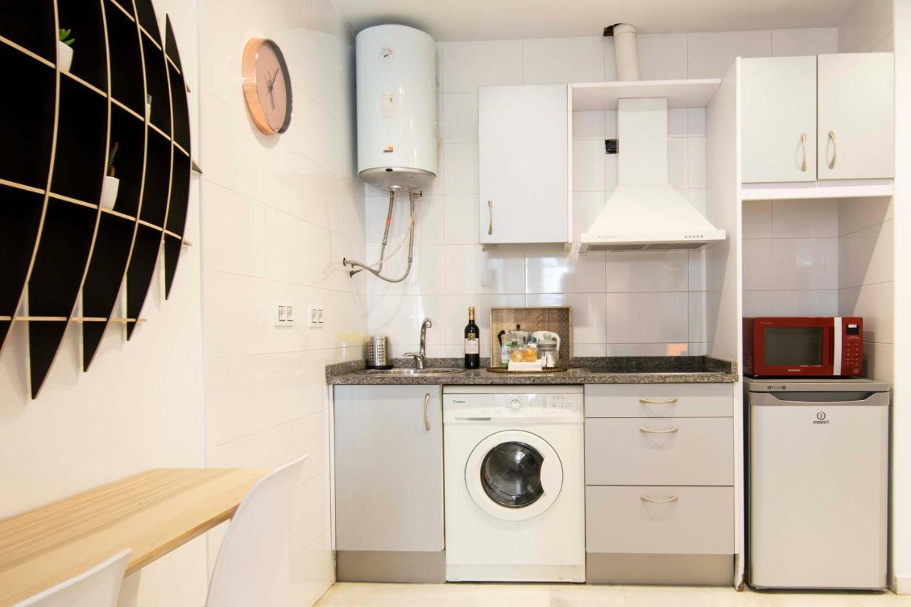P&P Apartaments Pena Malaga Exterior photo